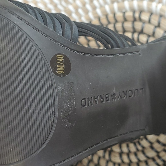 Lucky Brand Darvie Sandals Block Heels 9M - Picture 7 of 8